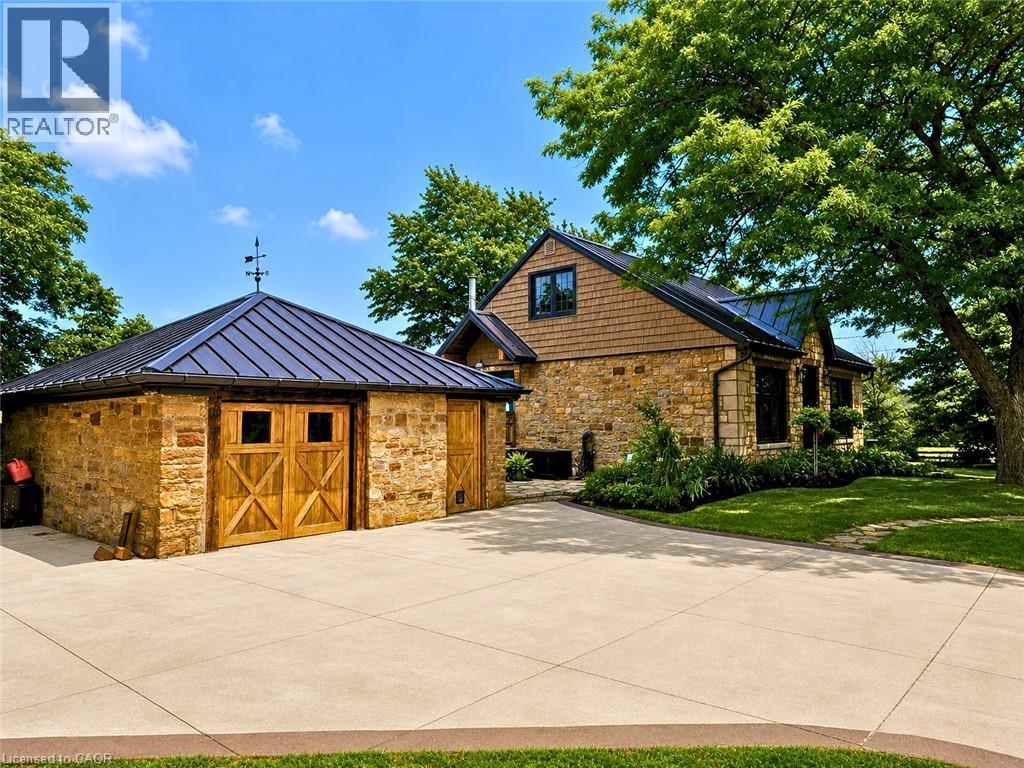 665 Ridge Road, Stoney Creek, Ontario  L8J 2Y2 - Photo 3 - 40851264