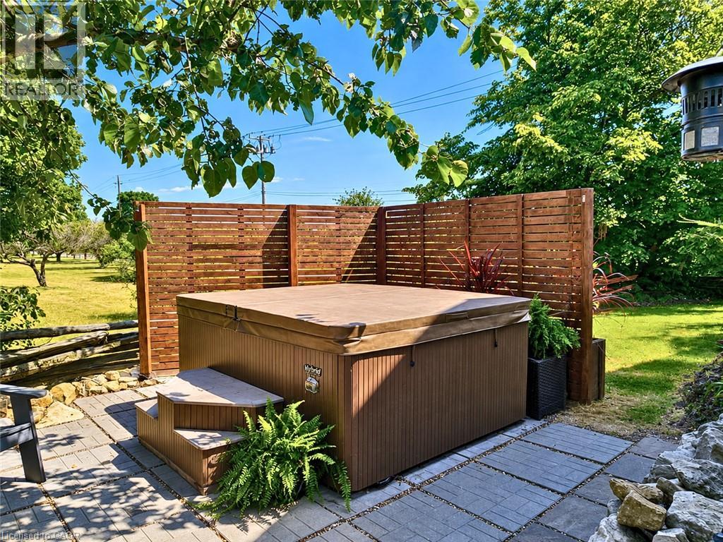 665 Ridge Road, Stoney Creek, Ontario  L8J 2Y2 - Photo 16 - 40851264