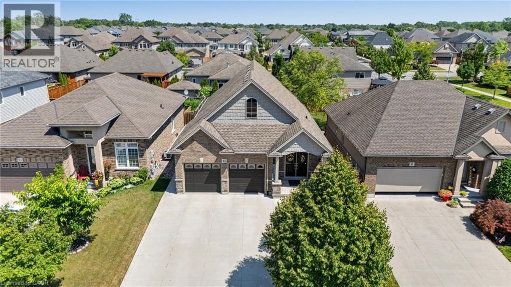 12 Silverwood Avenue, Welland, Ontario  L3C 0B7 - Photo 41 - 40852379