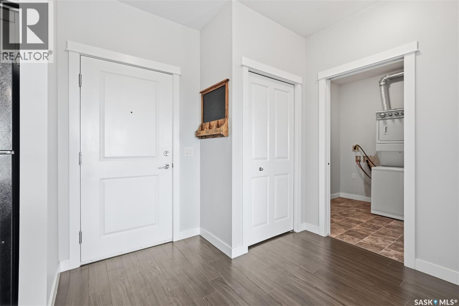 305 714 Hart Road, Saskatoon, Saskatchewan  S7M 1L2 - Photo 4 - SK046556