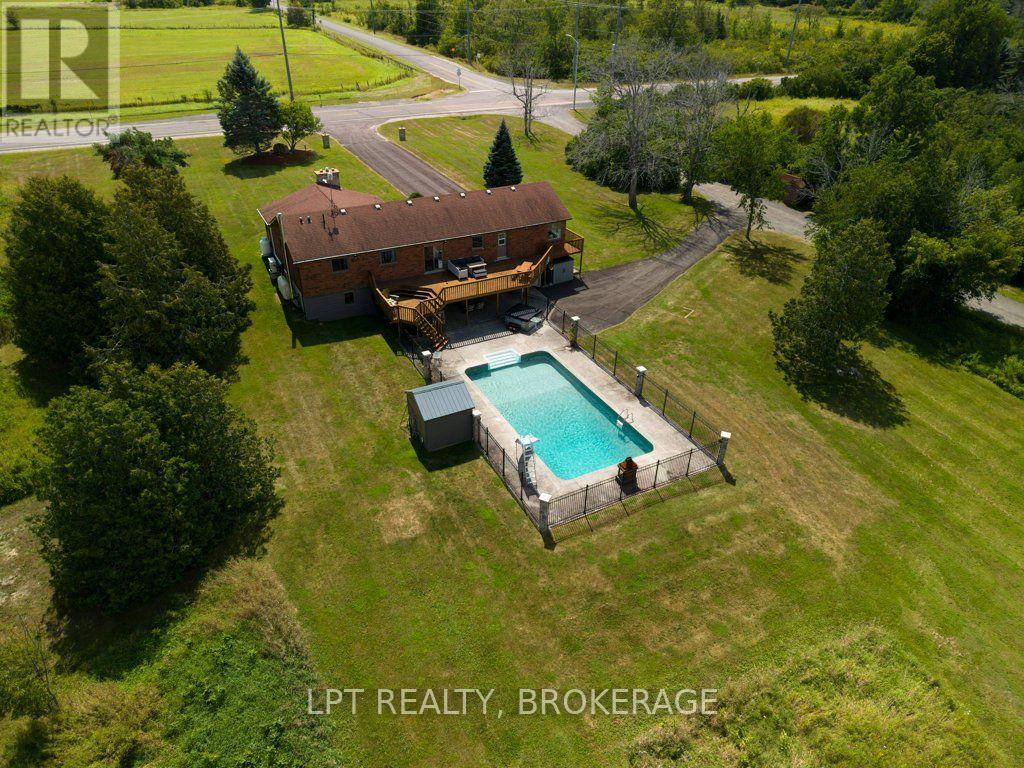 4404 Unity Road, Kingston, Ontario K0H 2H0 - Photo 2 - X13710214