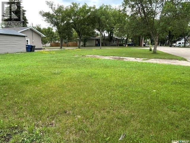 300 Coteau Avenue W, Carlyle, Saskatchewan  S0C 0R0 - Photo 2 - SK045881