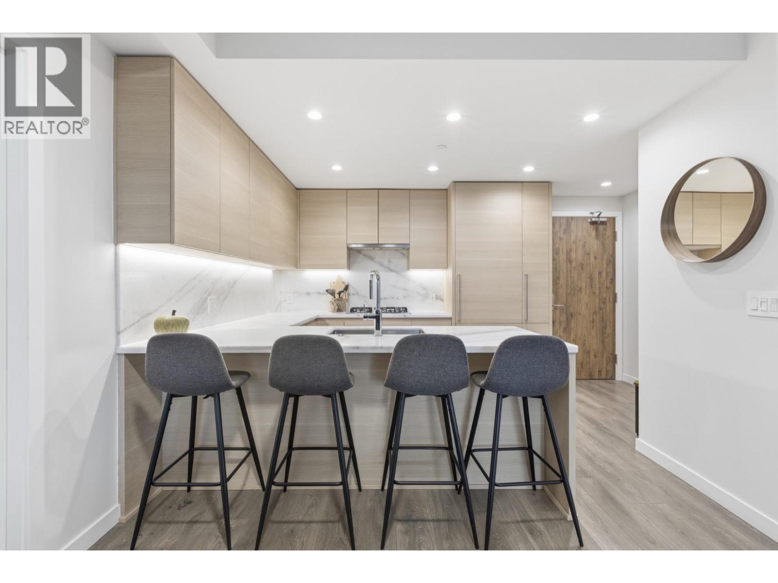 308 308 Morrissey Road, Port Moody, British Columbia  V3H 0M2 - Photo 2 - R3157688