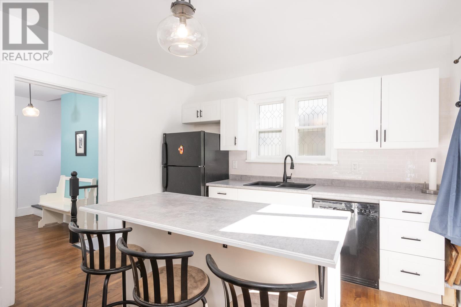 105 Machar Ave, Thunder Bay, Ontario  P7B 2Y5 - Photo 12 - TB2602507