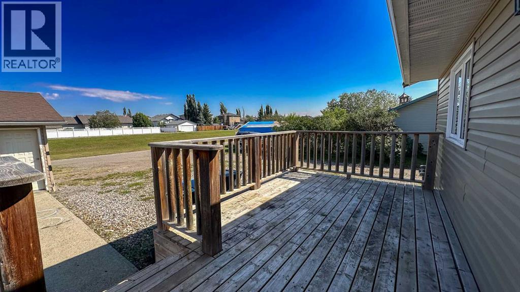 204 10 Avenue Ne, Sundre, Alberta  T0M 1X0 - Photo 33 - A2338115