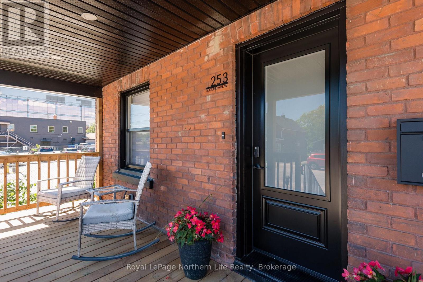 253 Second Avenue W, North Bay, Ontario  P1B 3L1 - Photo 4 - X13710238