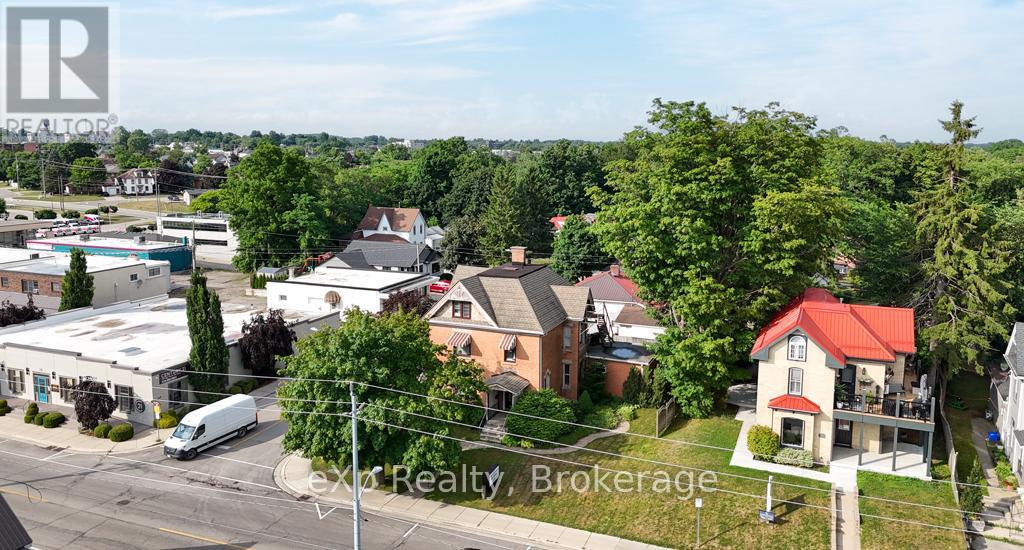 22 Harvey Street, Tillsonburg, Ontario N4G 3J6 - Photo 11 - X12283000