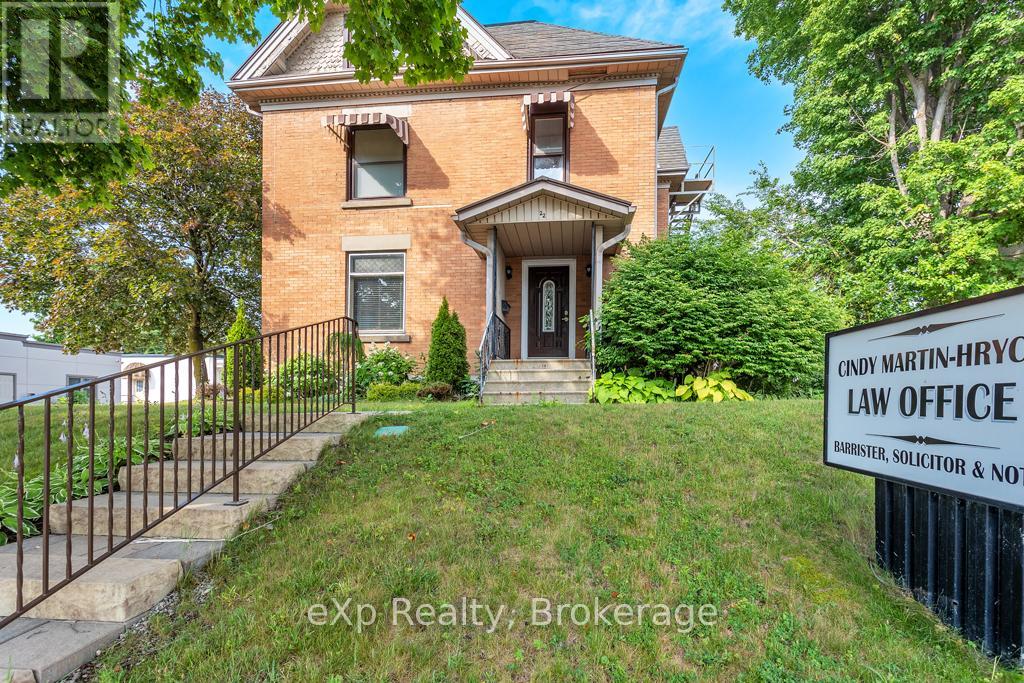 22 Harvey Street, Tillsonburg, Ontario N4G 3J6 - Photo 4 - X12283000