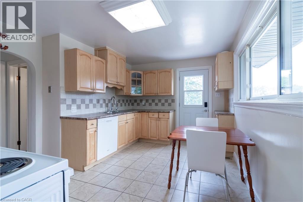 124 Dover Street, Waterloo, Ontario  N2J 1Z6 - Photo 10 - 40857980