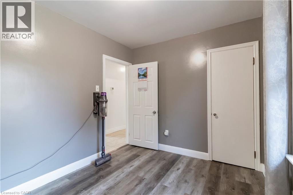 124 Dover Street, Waterloo, Ontario  N2J 1Z6 - Photo 24 - 40857980