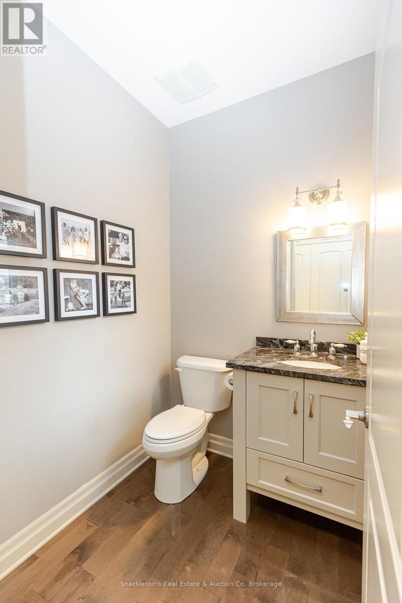 766 Eagletrace Drive, London North, Ontario  N6G 0E9 - Photo 24 - X13710338