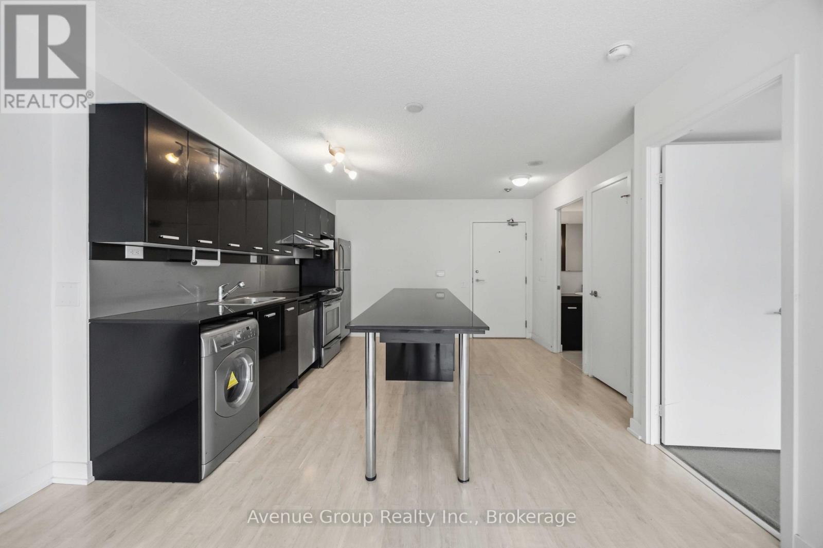 1116 - 19 Singer Court, Toronto, Ontario M2K 0B2 - Photo 4 - C13710220