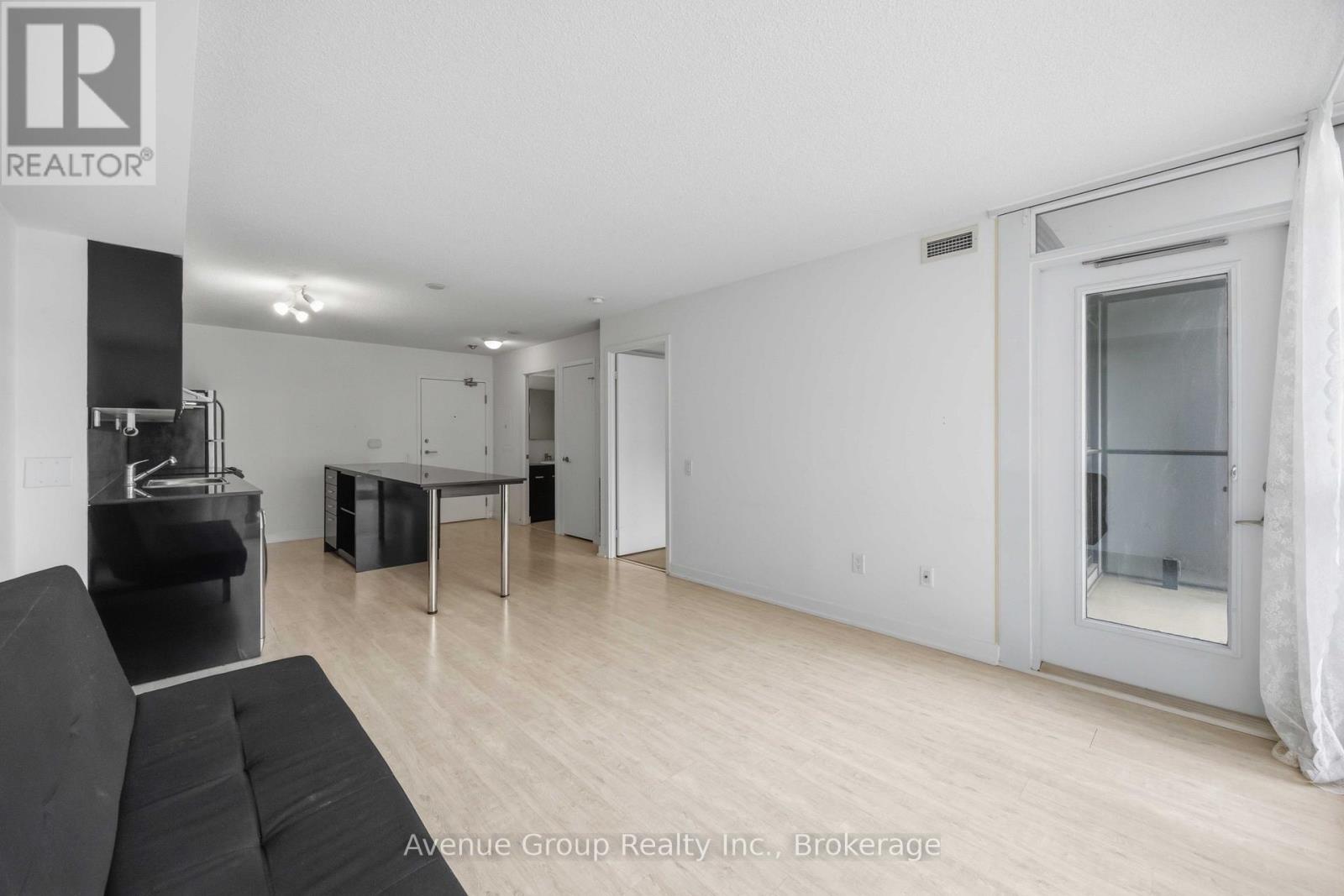 1116 - 19 Singer Court, Toronto, Ontario M2K 0B2 - Photo 8 - C13710220