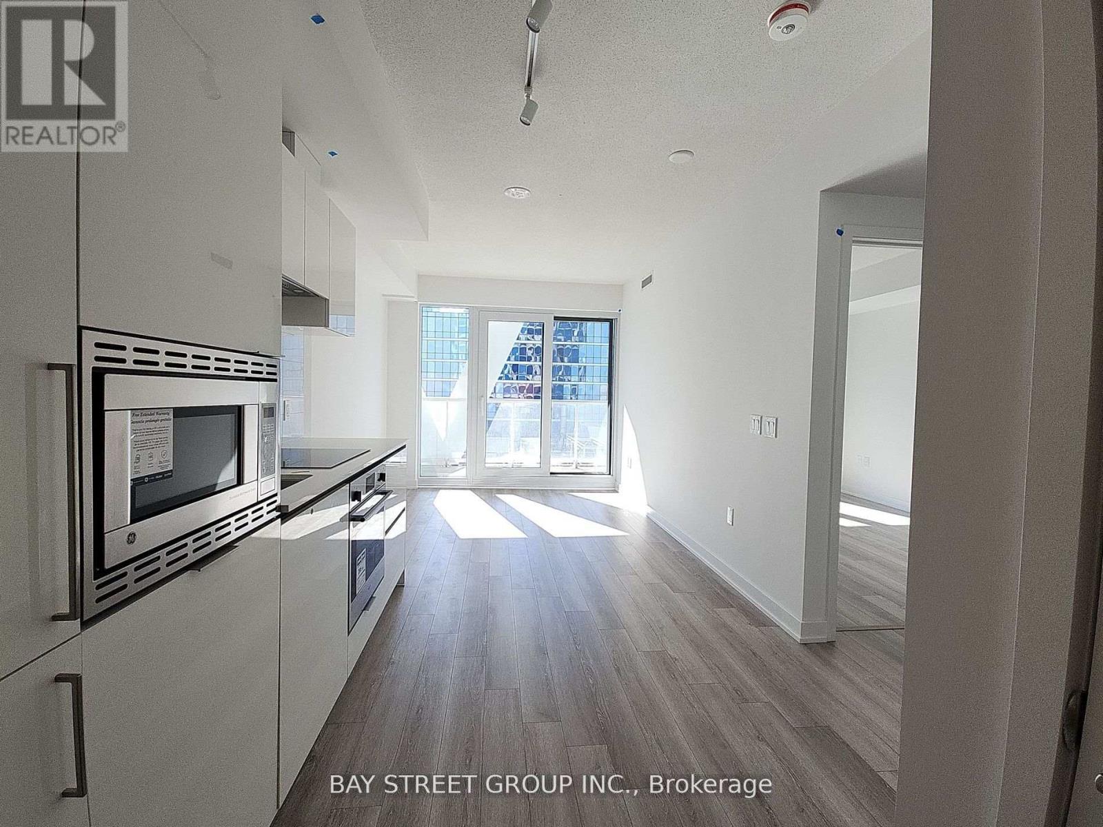 1915 - 230 Simcoe Street, Toronto, Ontario M5T 0G7 - Photo 2 - C13710264