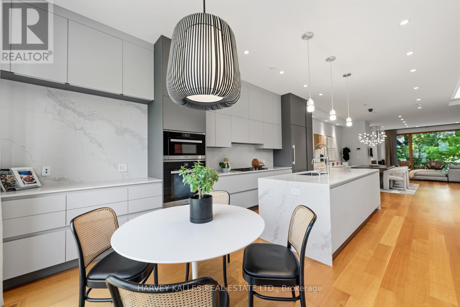 67 Heath Street W, Toronto, Ontario  M4V 1T2 - Photo 19 - C13710328