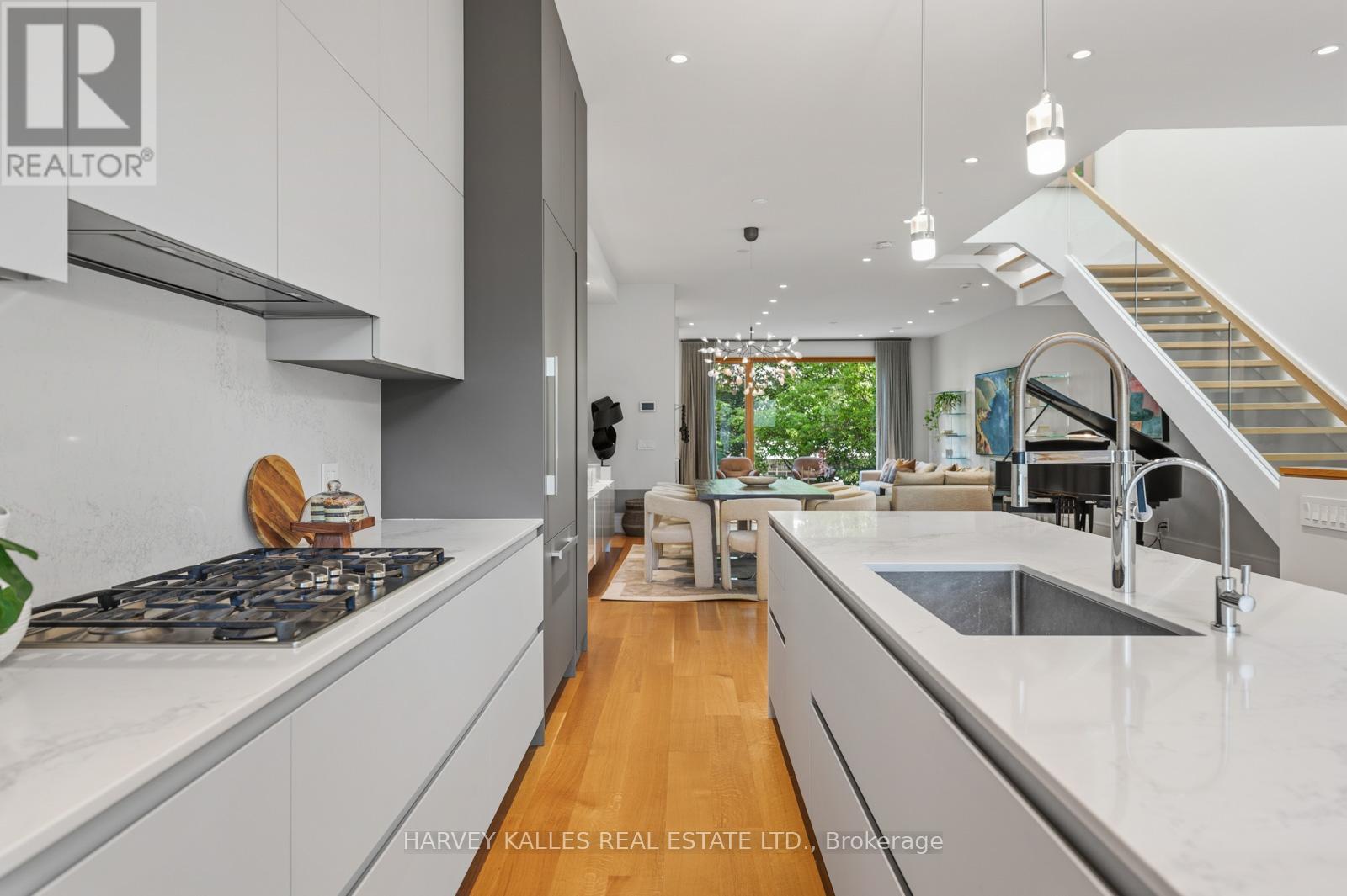 67 Heath Street W, Toronto, Ontario  M4V 1T2 - Photo 21 - C13710328