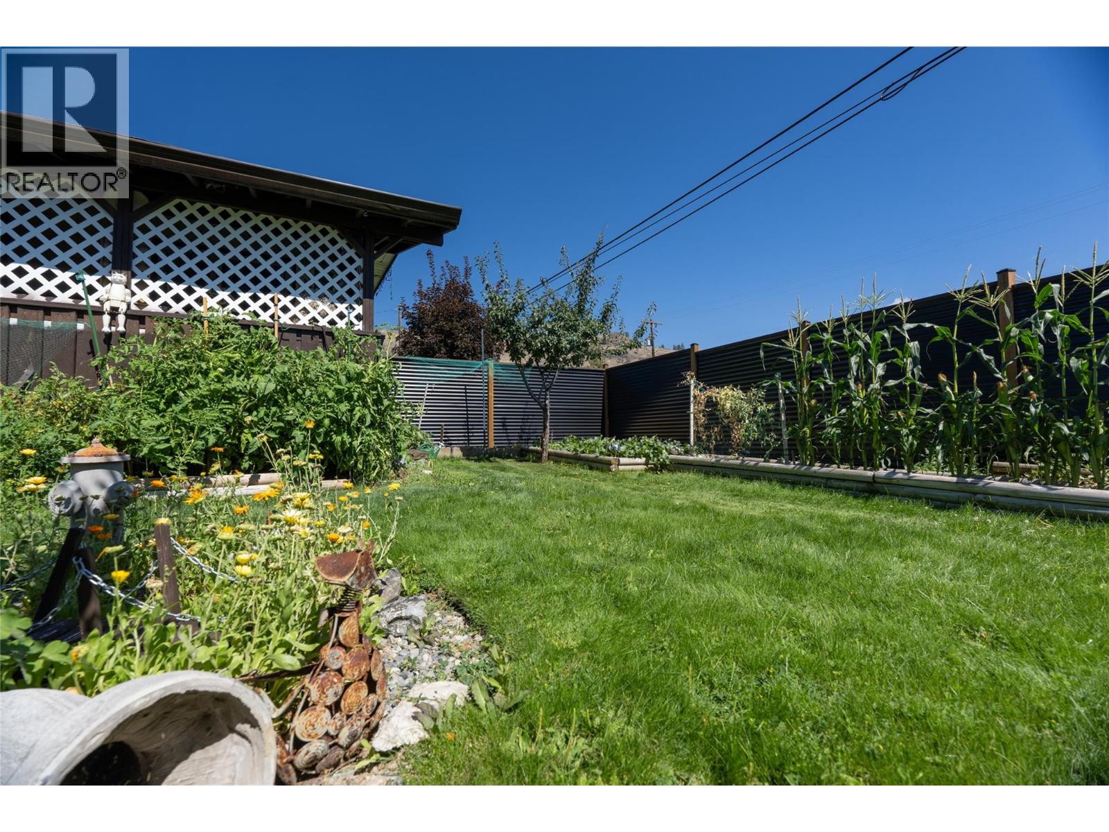 411 Gertrude Street, Midway, British Columbia  V0H 1M0 - Photo 5 - 10398715