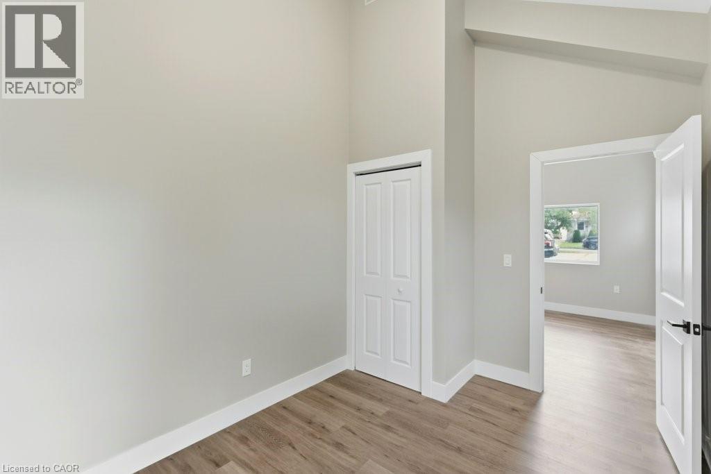 111 Mcalpine Avenue S, Welland, Ontario  L3B 1T7 - Photo 38 - 40840150