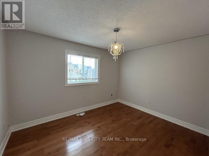 59 Trish Drive, Richmond Hill, Ontario  L4E 5C4 - Photo 20 - N13710202