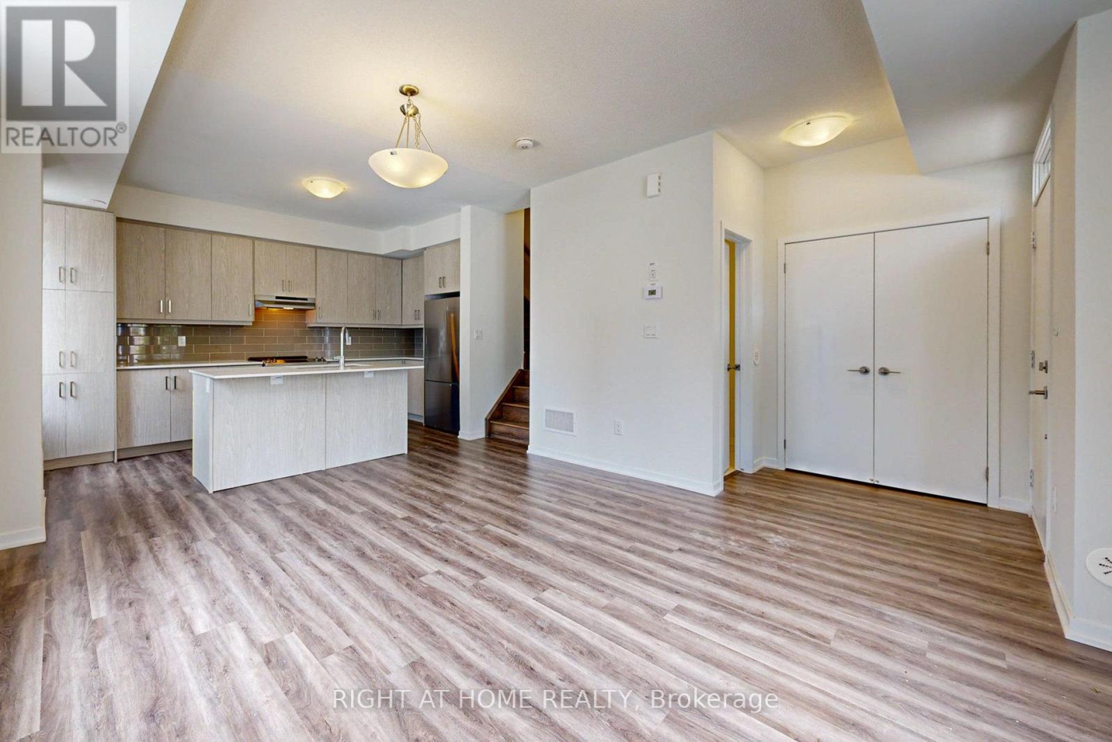 Th127 - 11 Almond Blossom Mews, Vaughan, Ontario  L4K 0N7 - Photo 6 - N13710250