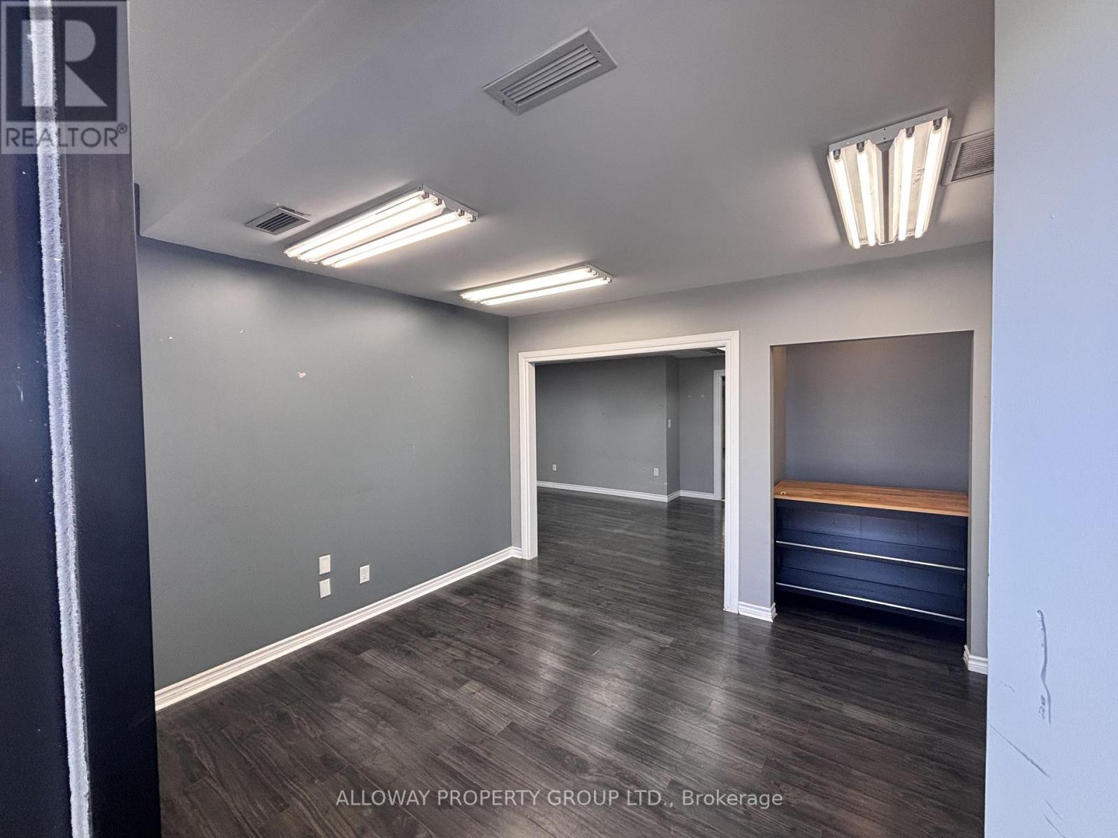 5 - 1260 Journey's End Circle, Newmarket, Ontario L3Y 8Z7 - Photo 2 - N13710270