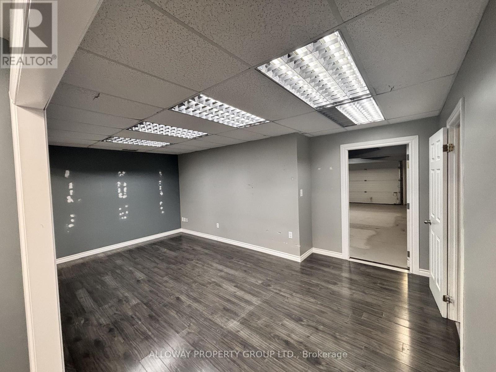 5 - 1260 Journey's End Circle, Newmarket, Ontario L3Y 8Z7 - Photo 4 - N13710270