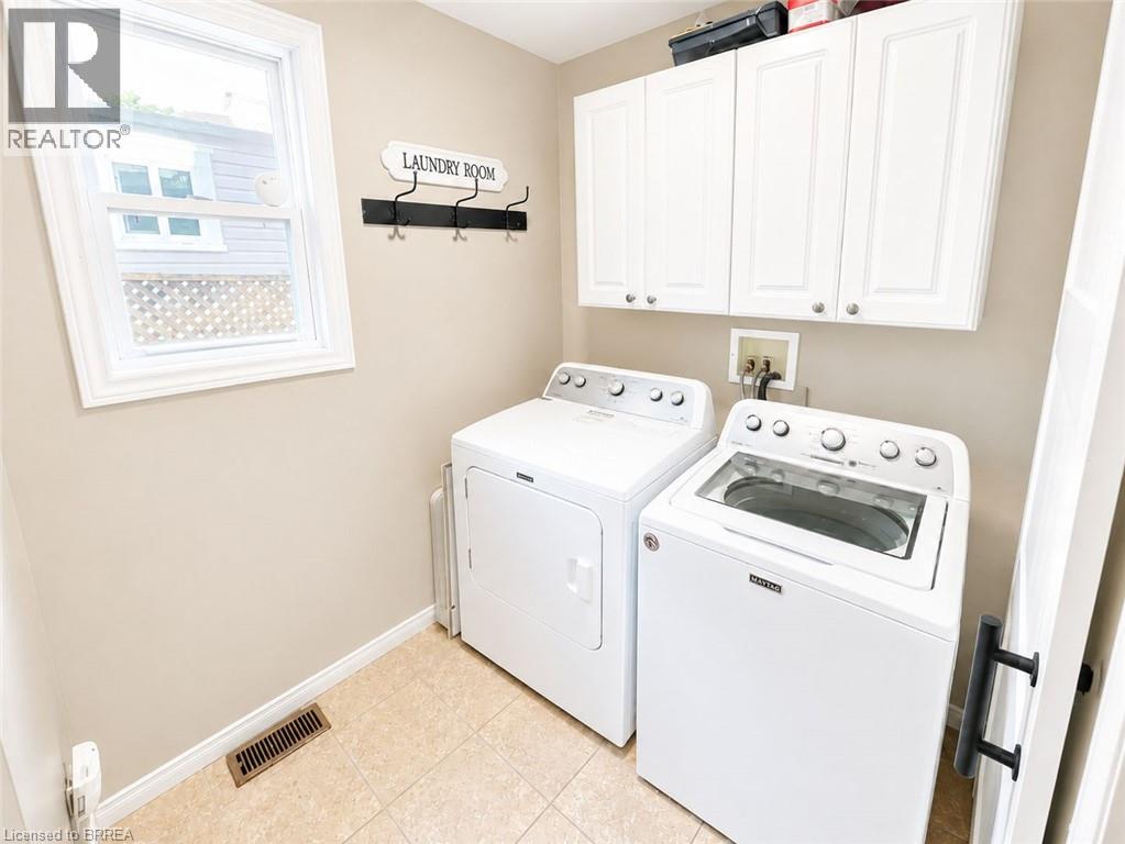 15 Esther Street, Brantford, Ontario  N3S 6K3 - Photo 14 - 40858143