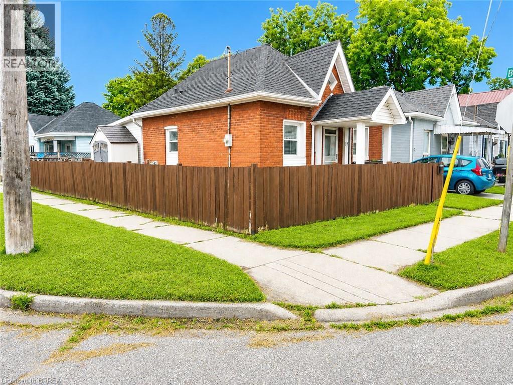 15 Esther Street, Brantford, Ontario  N3S 6K3 - Photo 2 - 40858143