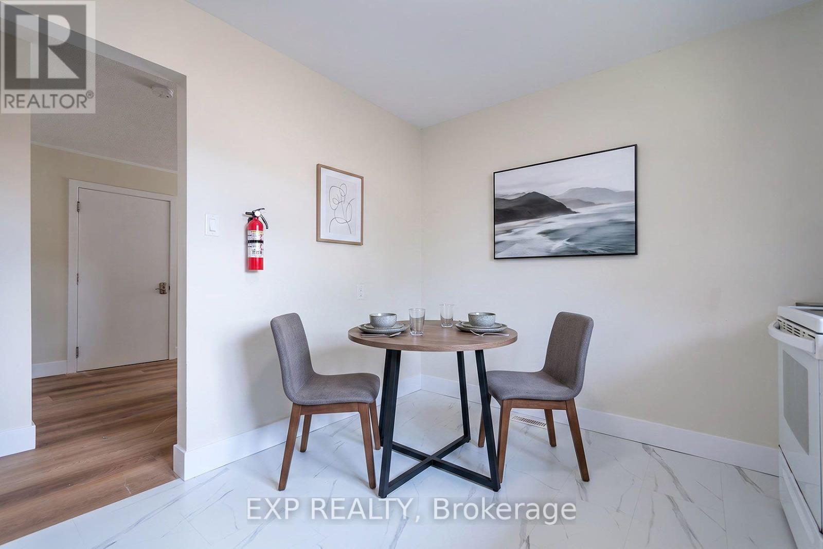 260 Cook Street, Barrie (Grove East), Ontario  L4M 4H6 - Photo 6 - S13710248