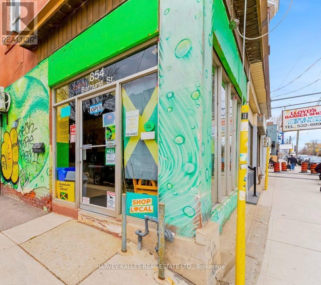 854 Bathurst Street, Toronto, Ontario  M5R 3G3 - Photo 2 - C13709900