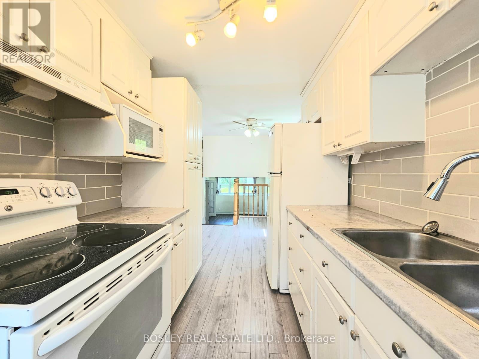 508 Pinetree Crescent, Cambridge, Ontario N3H 4X5 - Photo 5 - X13695288