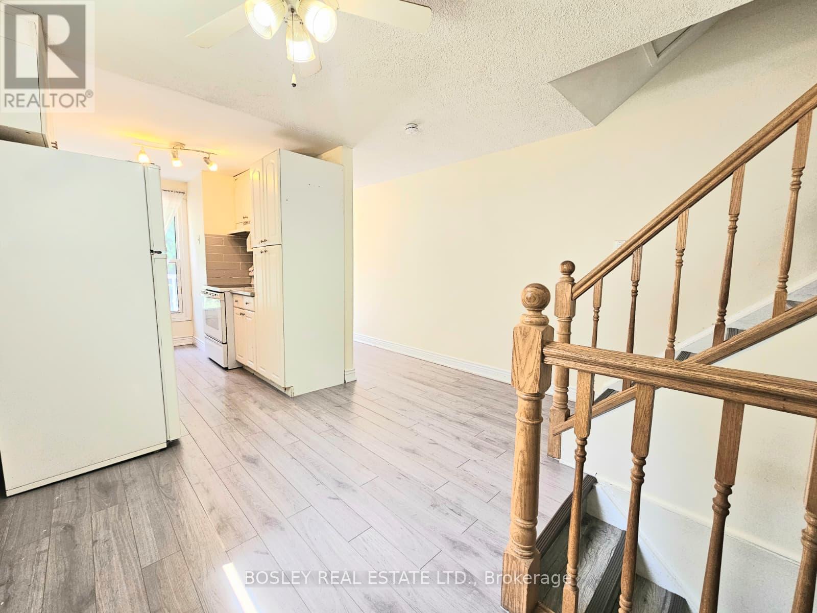 508 Pinetree Crescent, Cambridge, Ontario N3H 4X5 - Photo 3 - X13695288
