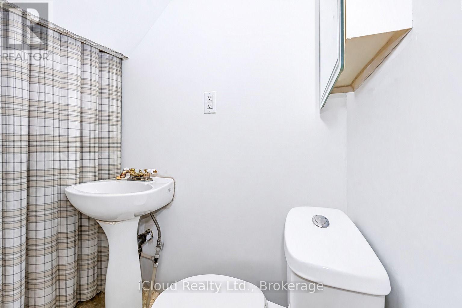 654 Duke Street, Cambridge, Ontario  N3H 3T5 - Photo 18 - X13708178