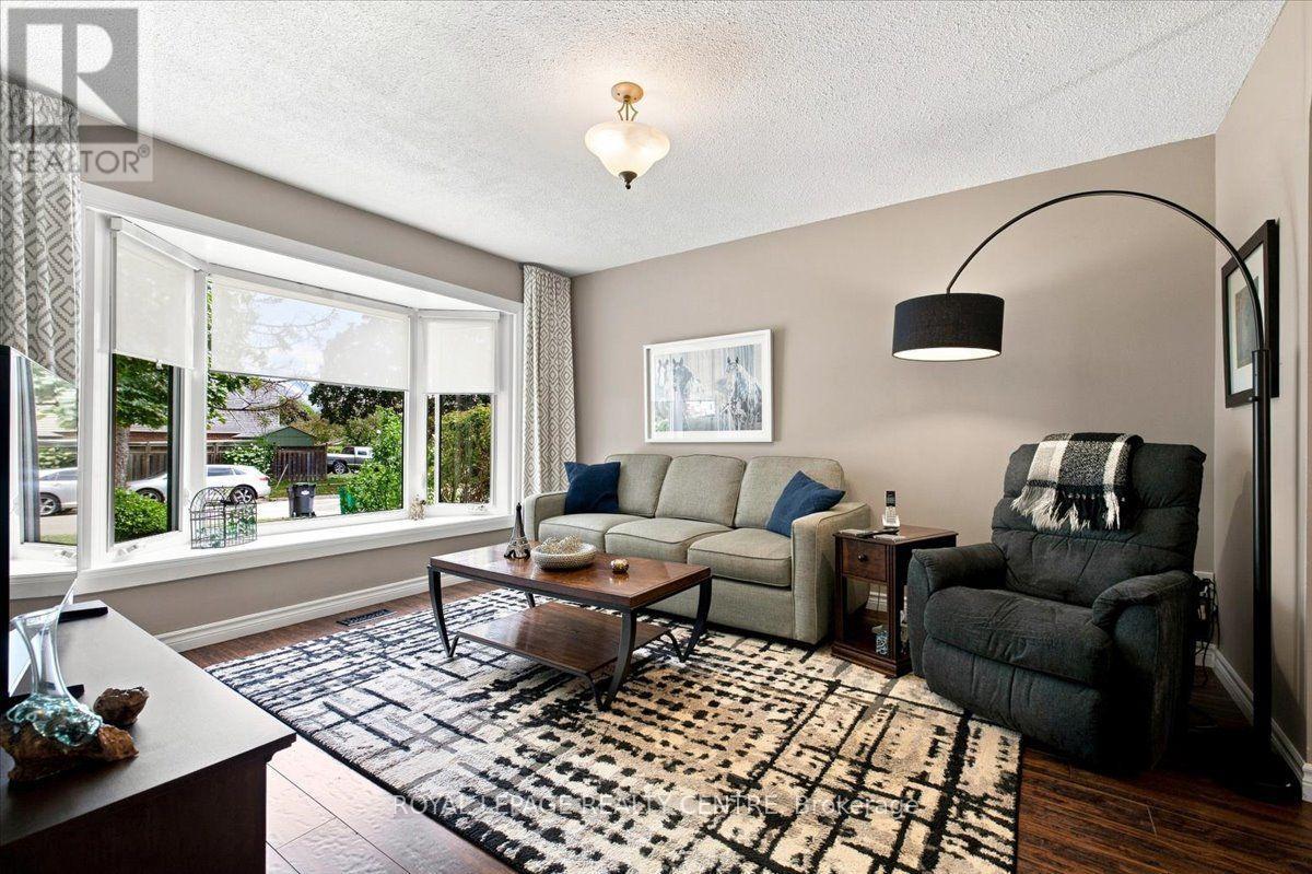 2564 Mainroyal Street, Mississauga, Ontario L5L 1C9 - Photo 10 - W13710274