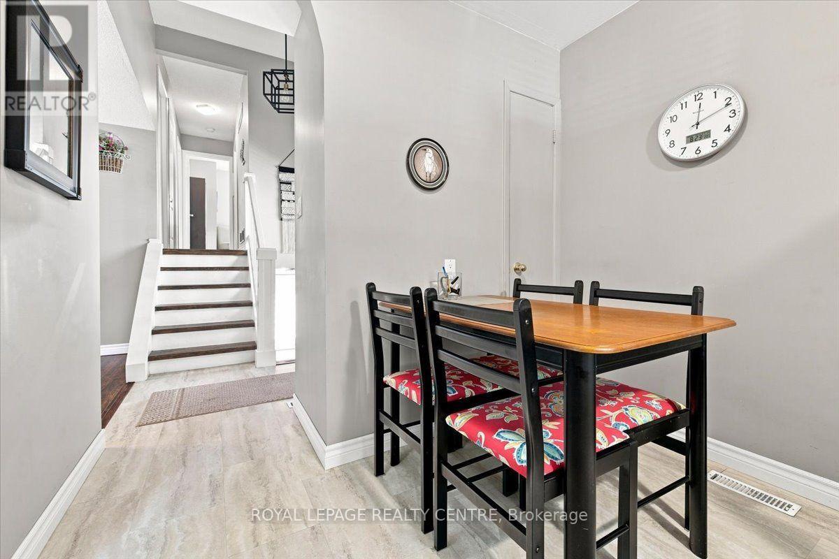 2564 Mainroyal Street, Mississauga, Ontario L5L 1C9 - Photo 14 - W13710274