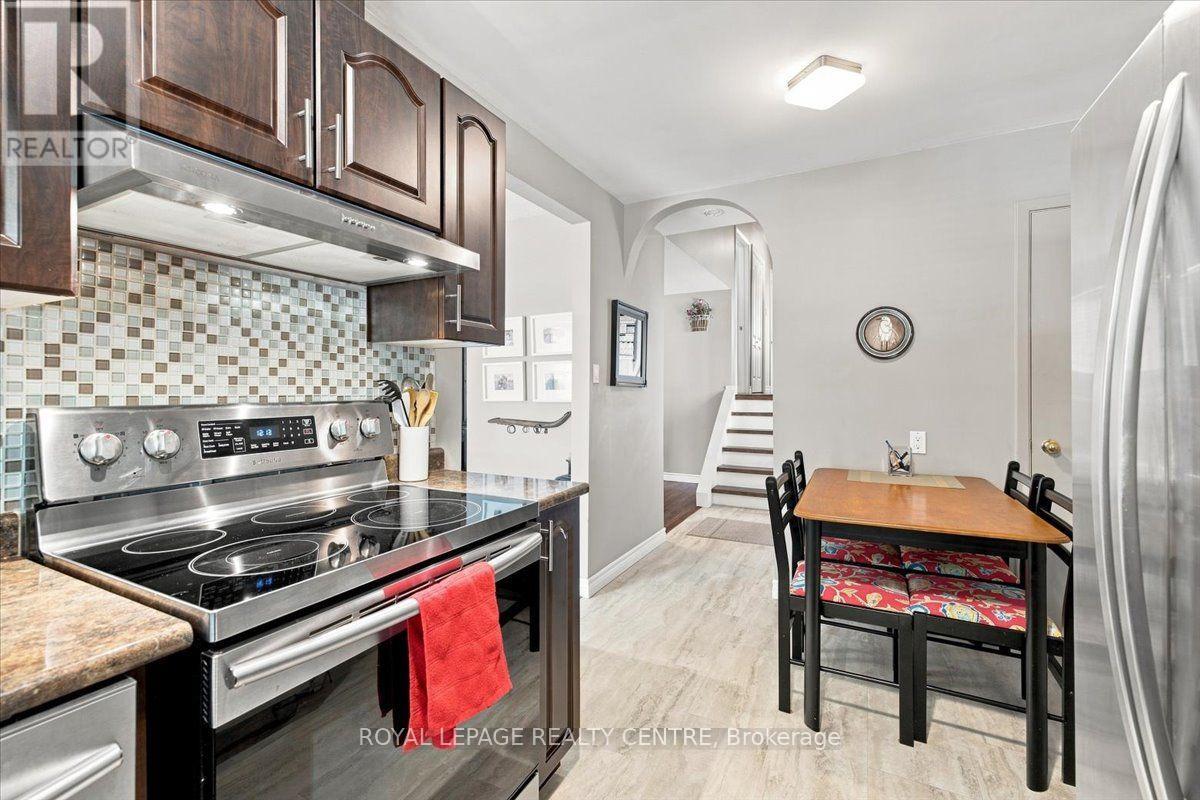 2564 Mainroyal Street, Mississauga, Ontario L5L 1C9 - Photo 17 - W13710274