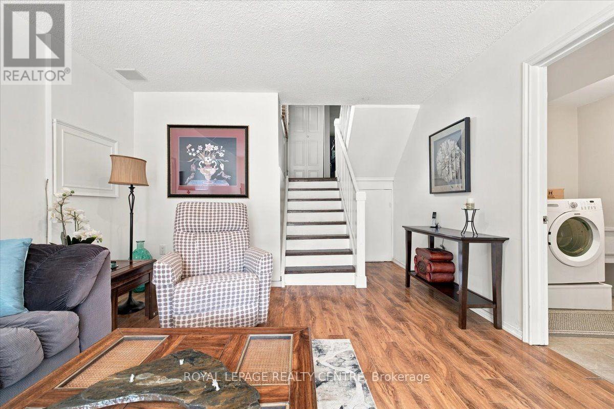 2564 Mainroyal Street, Mississauga, Ontario L5L 1C9 - Photo 28 - W13710274