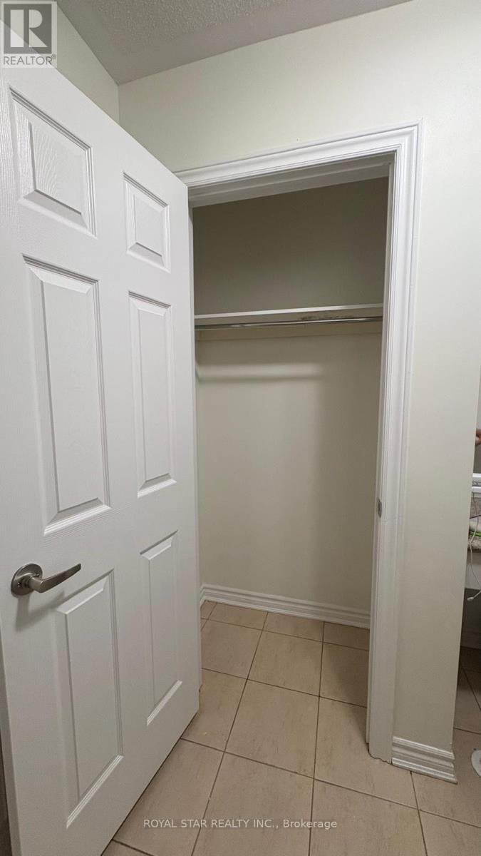 31 - 200 Veterans Drive S, Brampton, Ontario L7A 4S6 - Photo 7 - W13710278