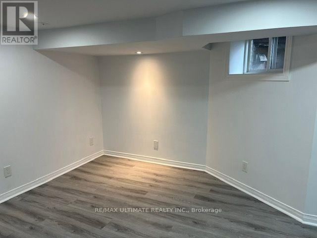 Lower - 10 Hibernia Avenue, Toronto, Ontario M6N 1E5 - Photo 11 - W13710318