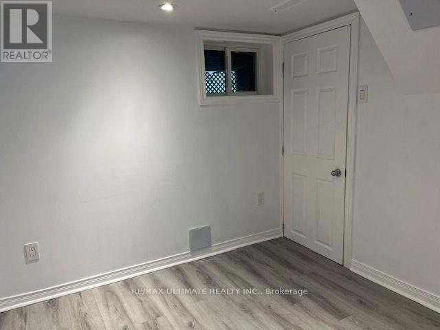 Lower - 10 Hibernia Avenue, Toronto, Ontario M6N 1E5 - Photo 16 - W13710318
