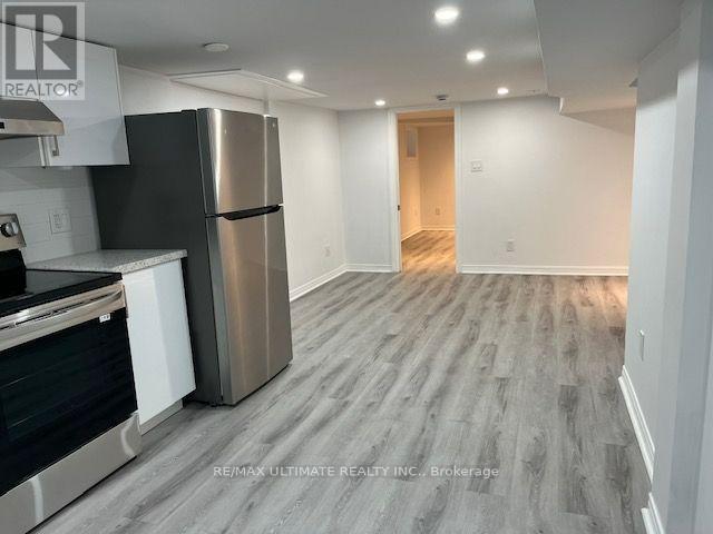 Lower - 10 Hibernia Avenue, Toronto, Ontario M6N 1E5 - Photo 4 - W13710318