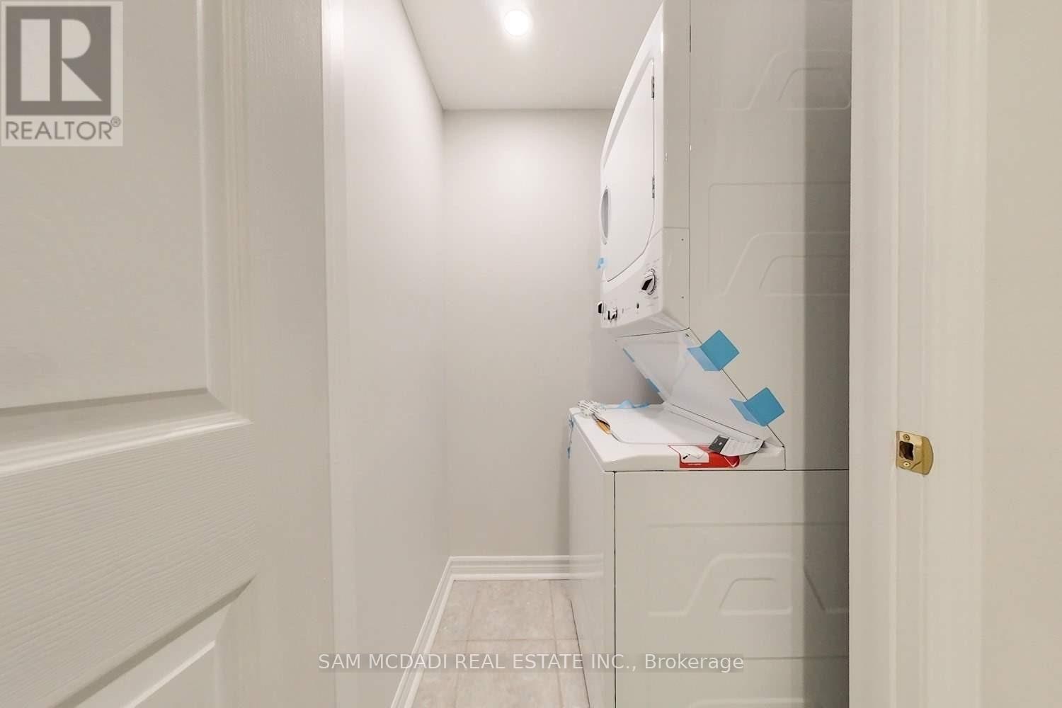 19 Sterritt Drive, Brampton, Ontario L6Y 5E4 - Photo 11 - W13710322
