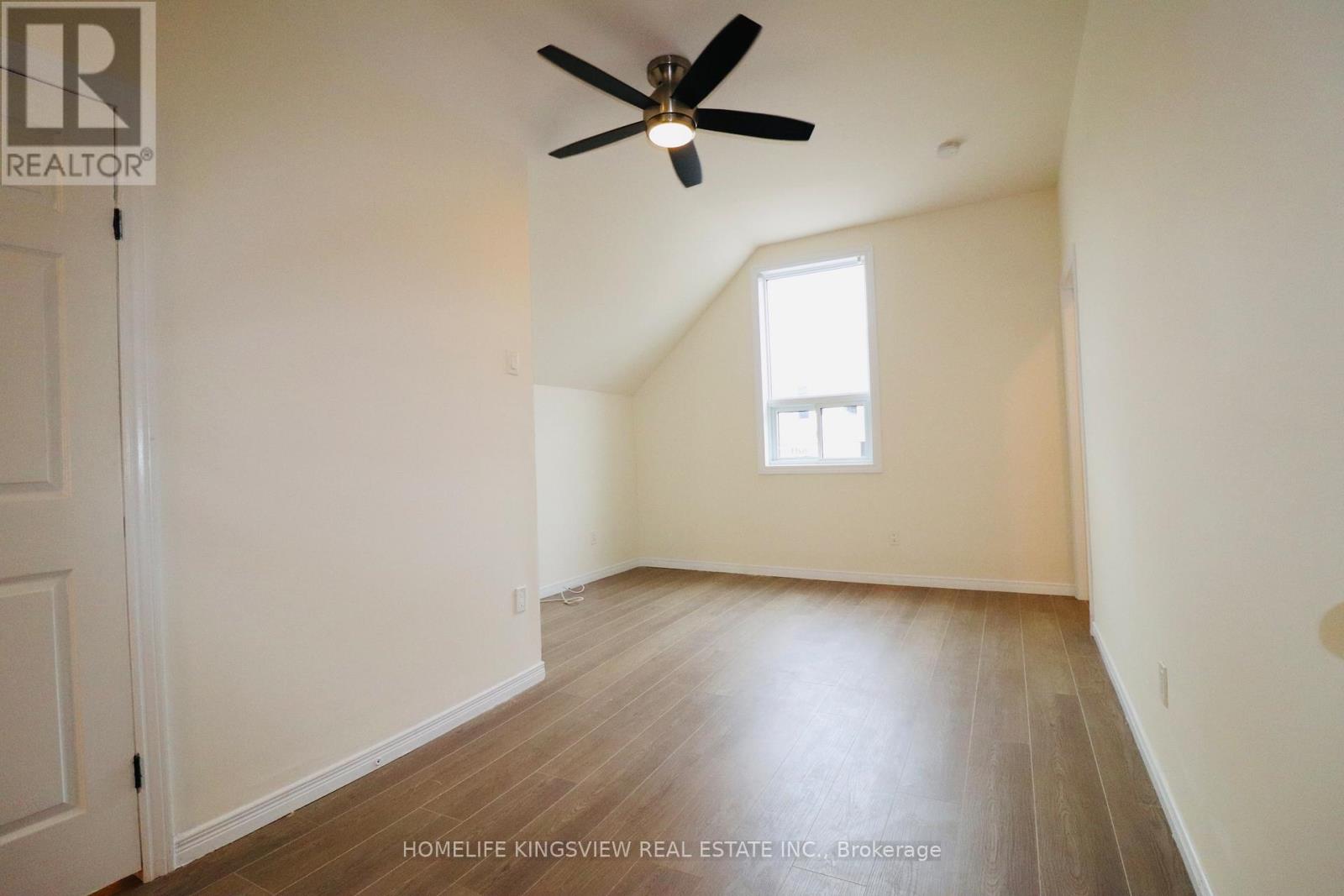 A - 647 Talbot Street, St. Thomas, Ontario N5P 1C9 - Photo 11 - X13710232