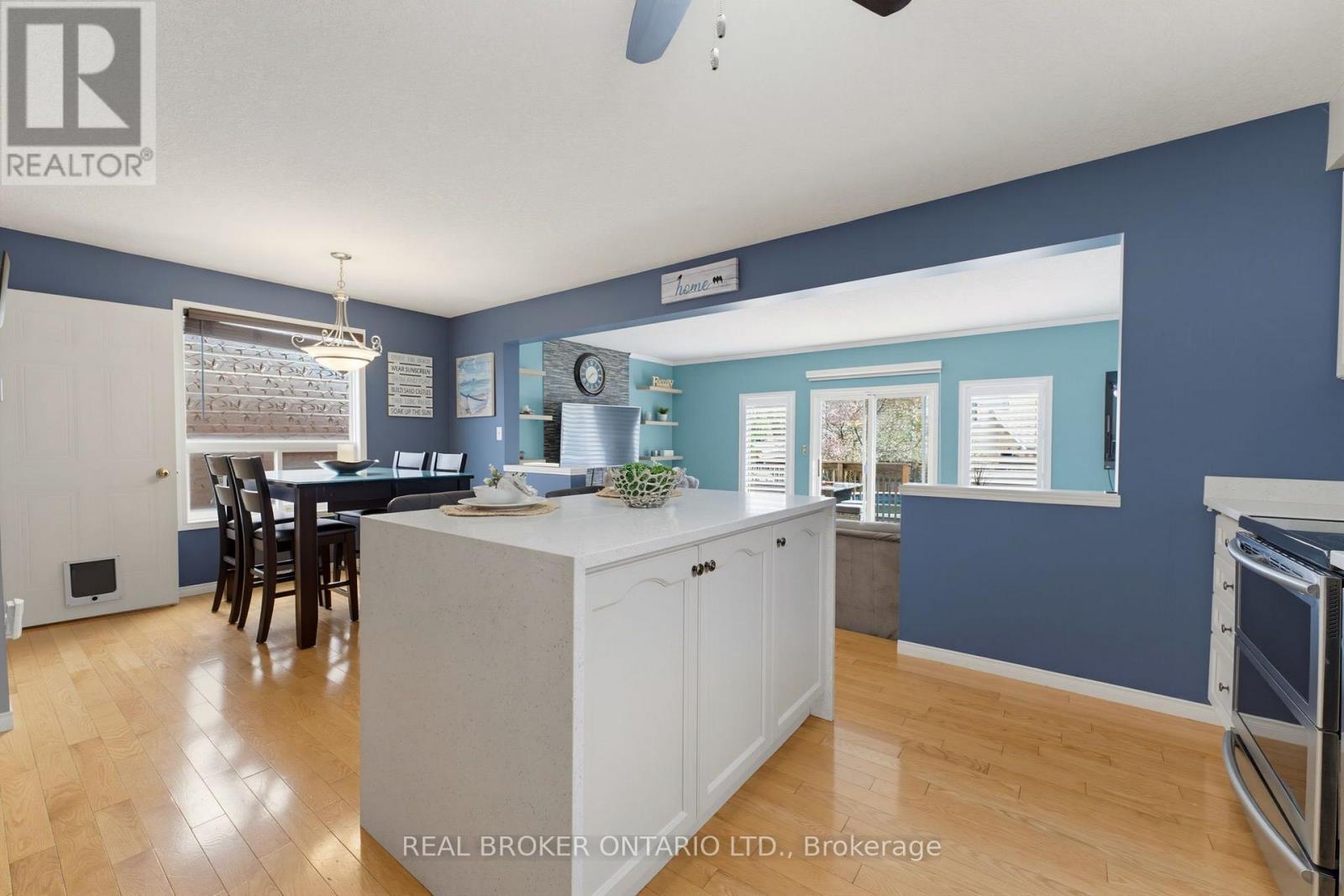 592 Little Dover Crescent, Waterloo, Ontario  N2K 4E5 - Photo 7 - X13710258