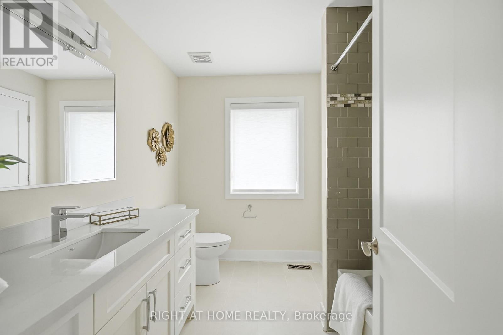4 Meritage Lane, Niagara-On-The-Lake, Ontario  L0S 1J0 - Photo 22 - X13710326