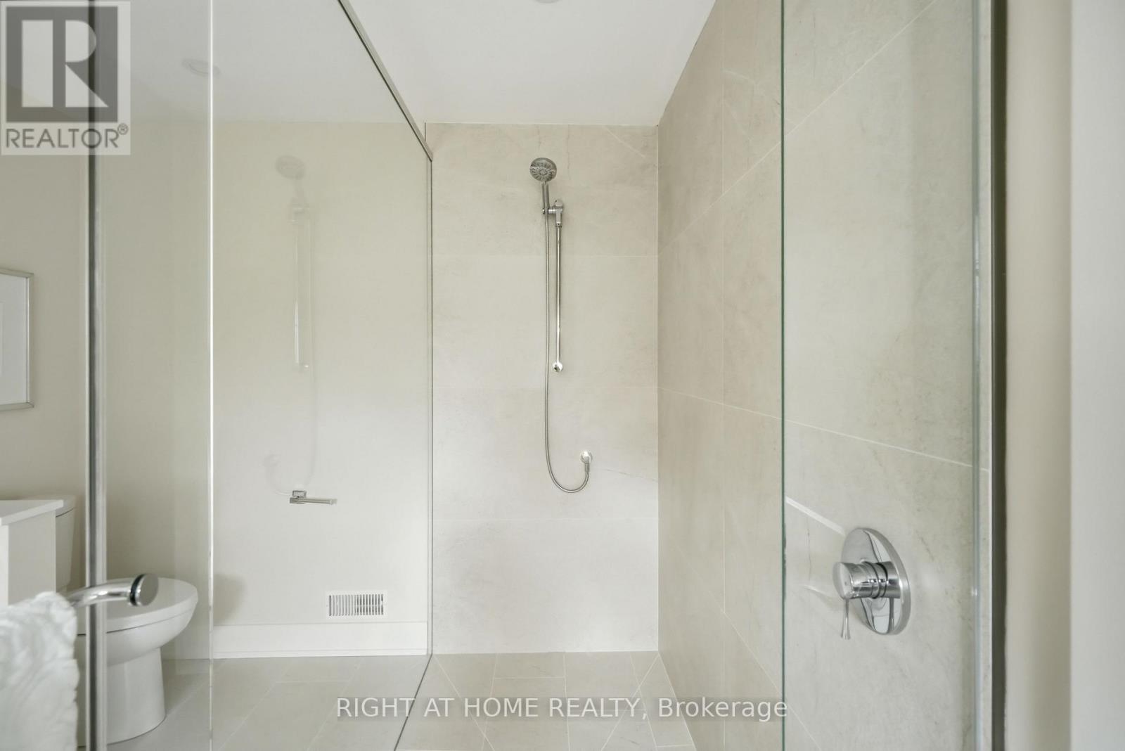 4 Meritage Lane, Niagara-On-The-Lake, Ontario  L0S 1J0 - Photo 28 - X13710326