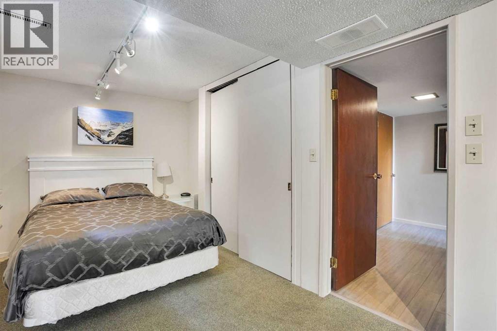 5212 Valiant Drive Nw, Calgary, Alberta  T3A 0Y7 - Photo 38 - A2322183