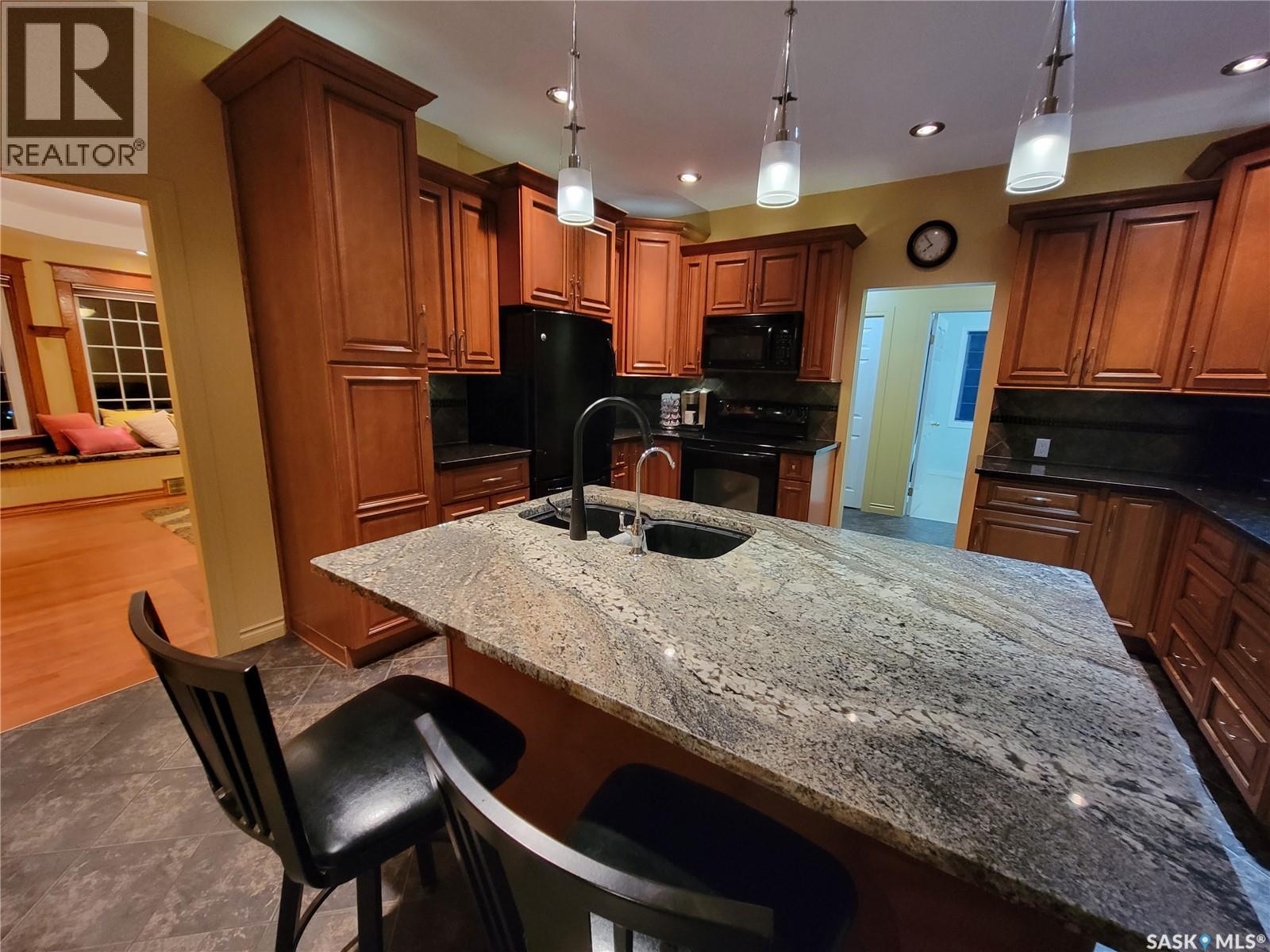 560 4th Avenue E, Unity, Saskatchewan  S0K 4L0 - Photo 10 - SK046565