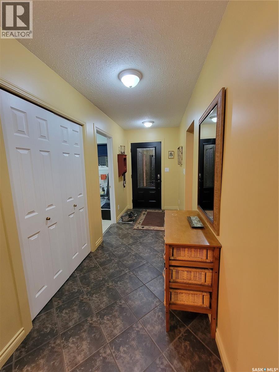 560 4th Avenue E, Unity, Saskatchewan  S0K 4L0 - Photo 26 - SK046565