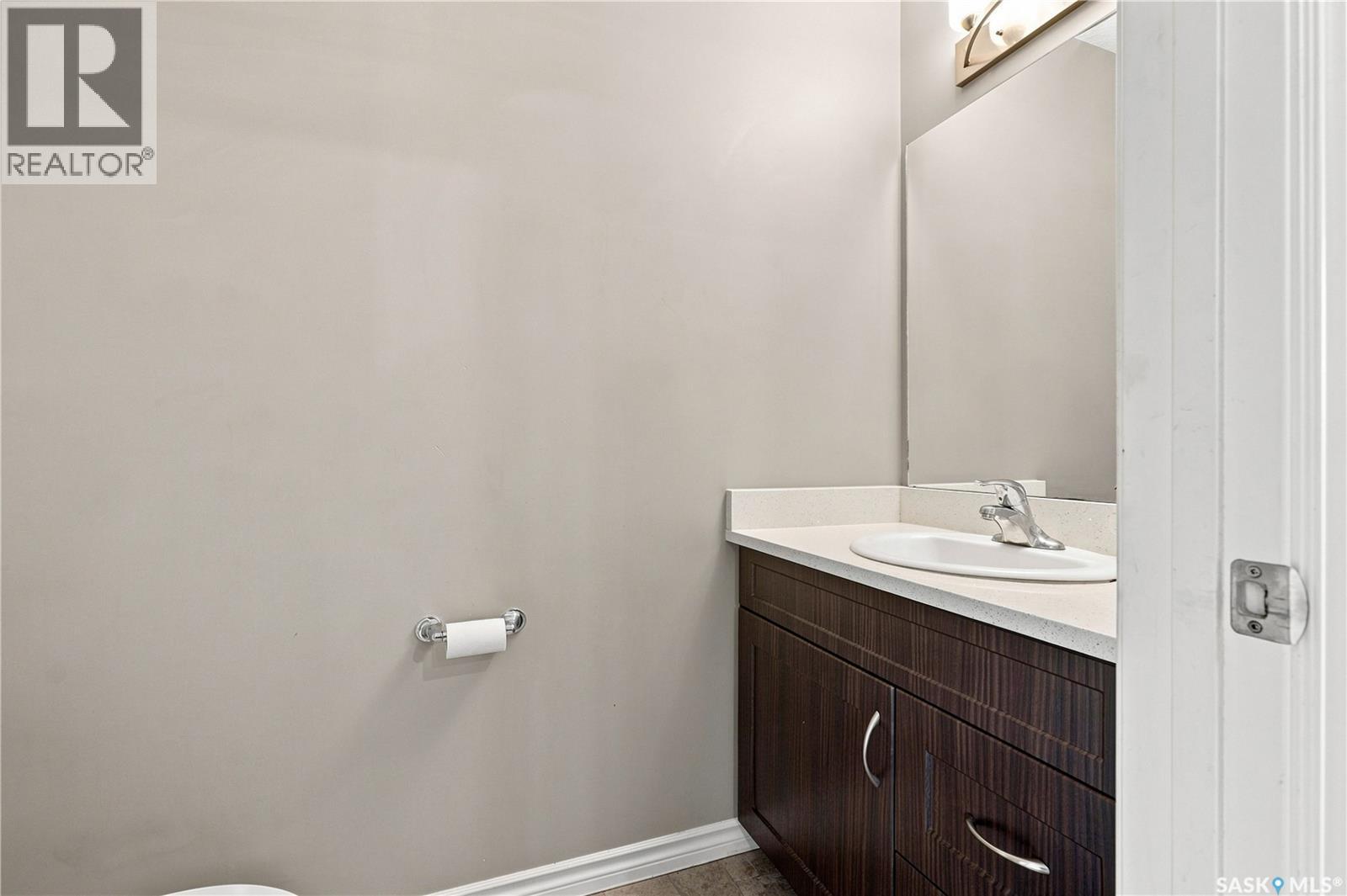 617 110 Akhtar Bend, Saskatoon, Saskatchewan  S7W 0Y9 - Photo 15 - SK046563